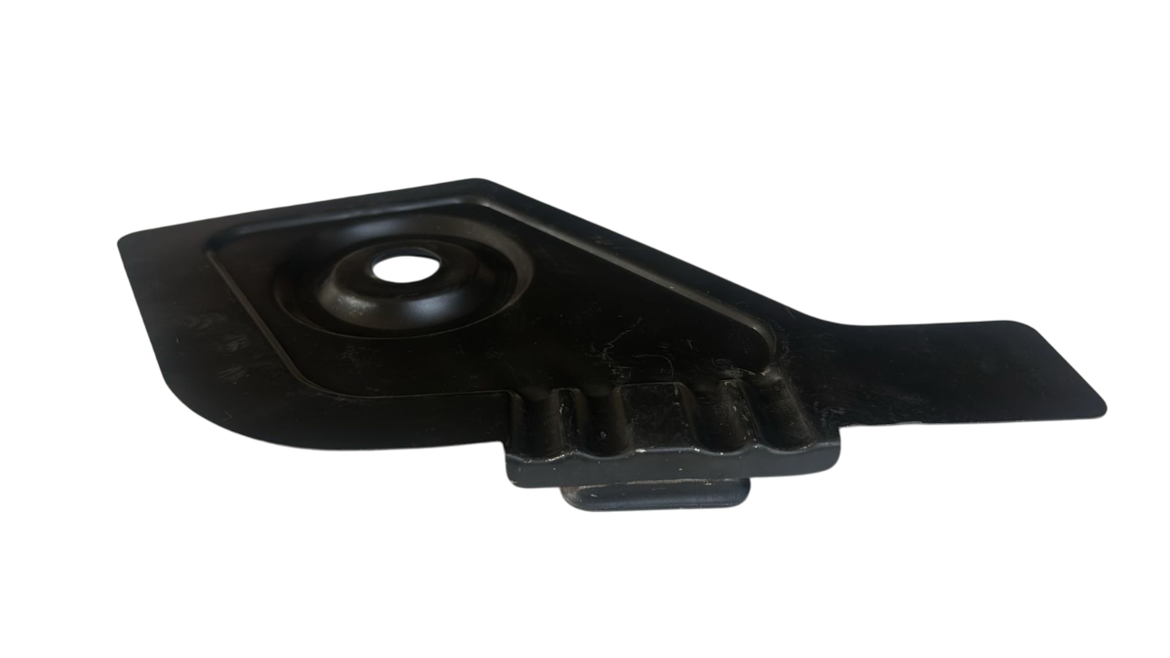 Поддомкратник передний левый на ВАЗ 2110 усиленный, металл 1,5 мм, Автом-2