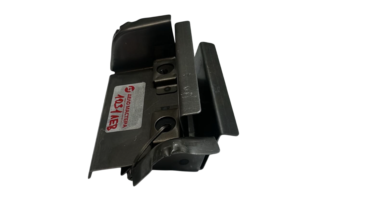 Кронштейн левого сидения на ВАЗ"Нива", Автом-2