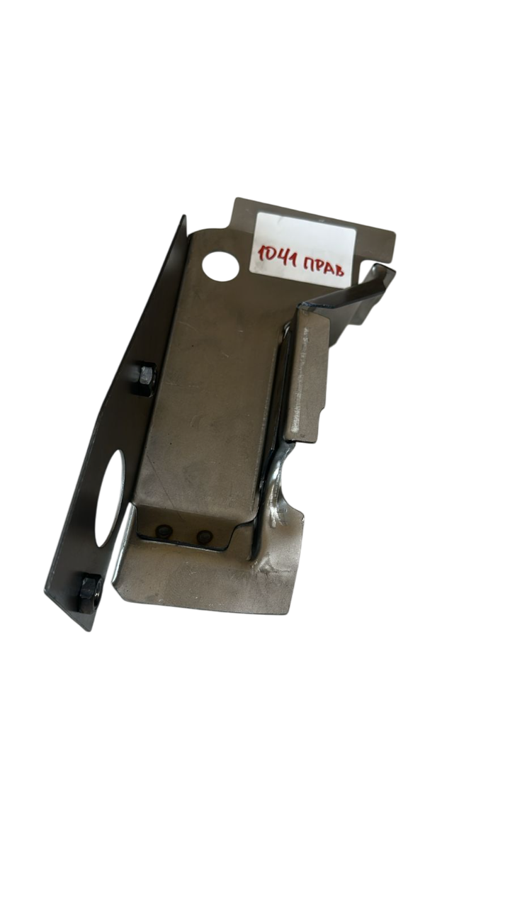 Кронштейн переднего правого лонжерона на ВАЗ 2108-09, Автом-2